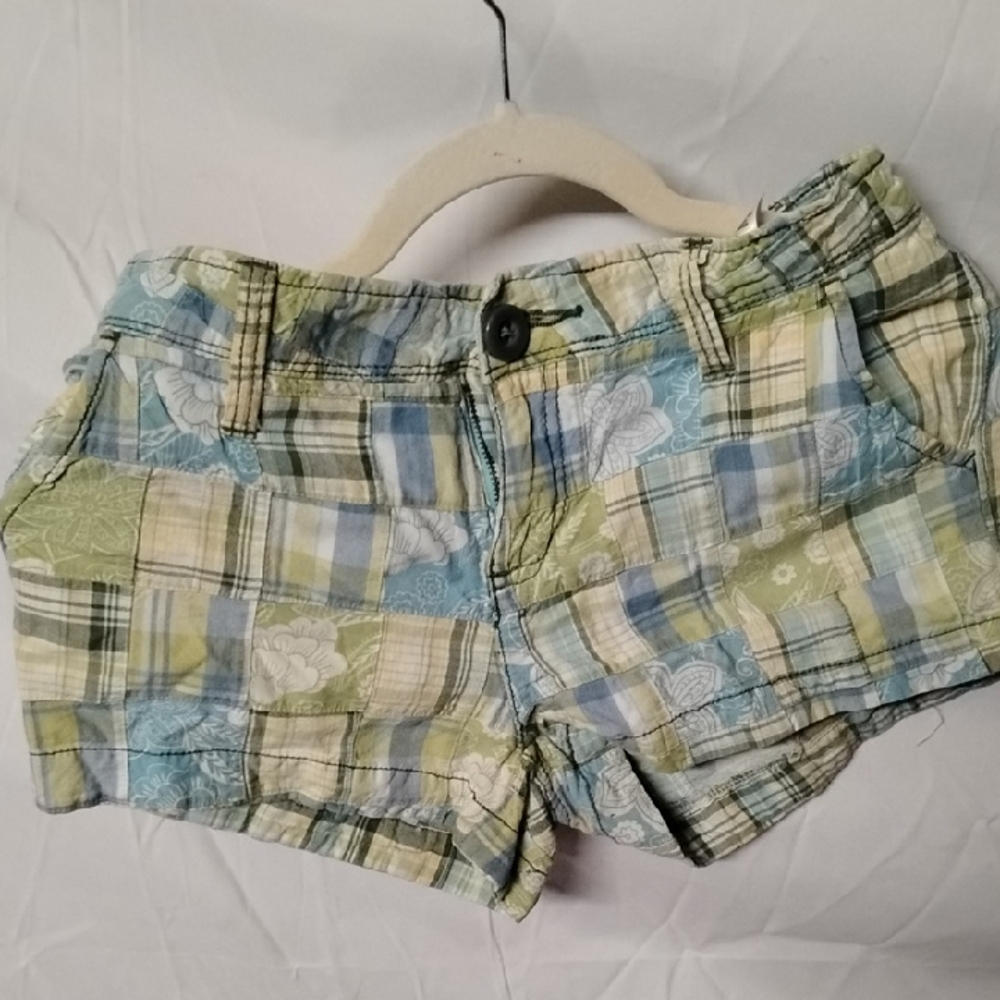 HMR0008 Aeropostale Plaid Cargo Shorts - Blue, Green, Cream